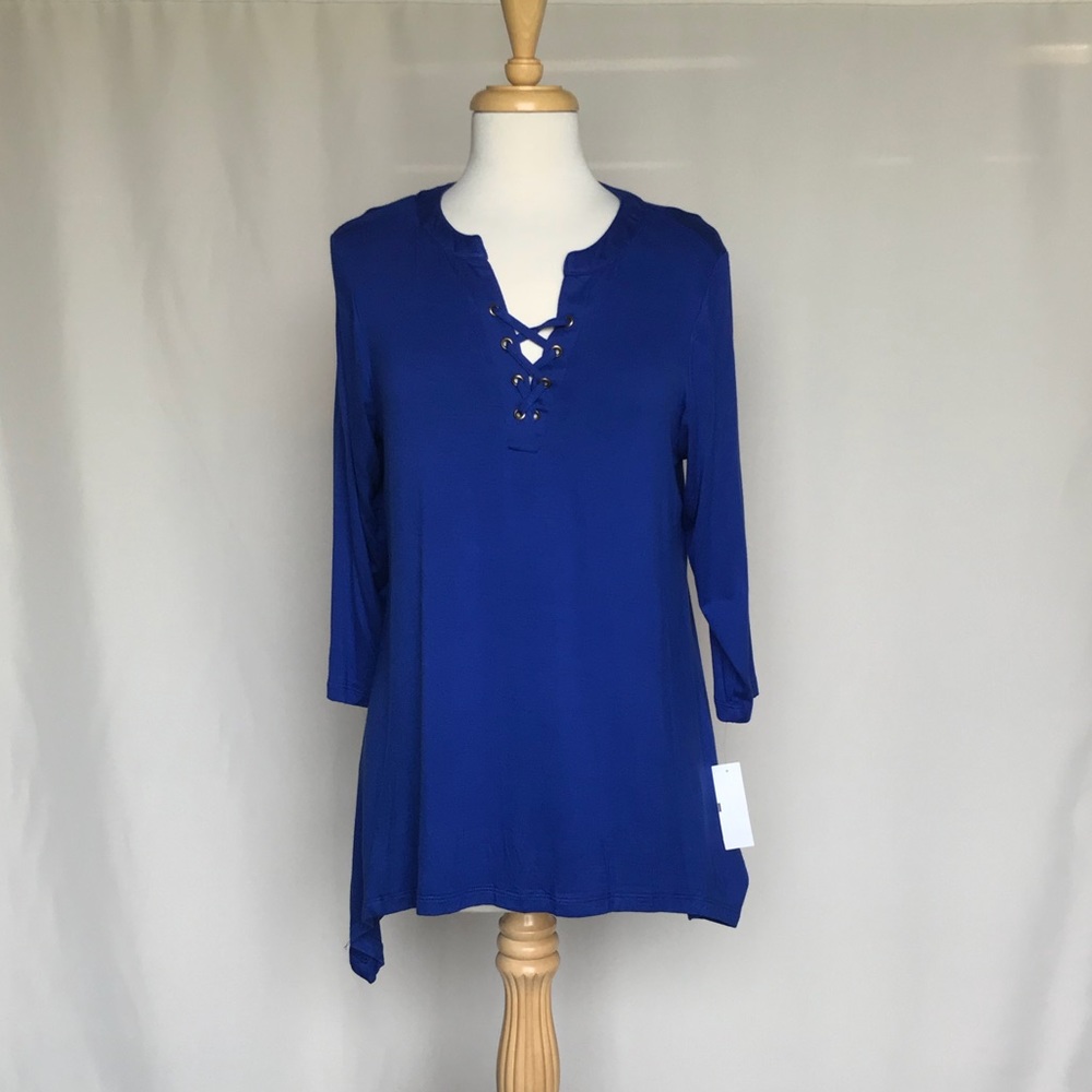 Women’s plus size shirt